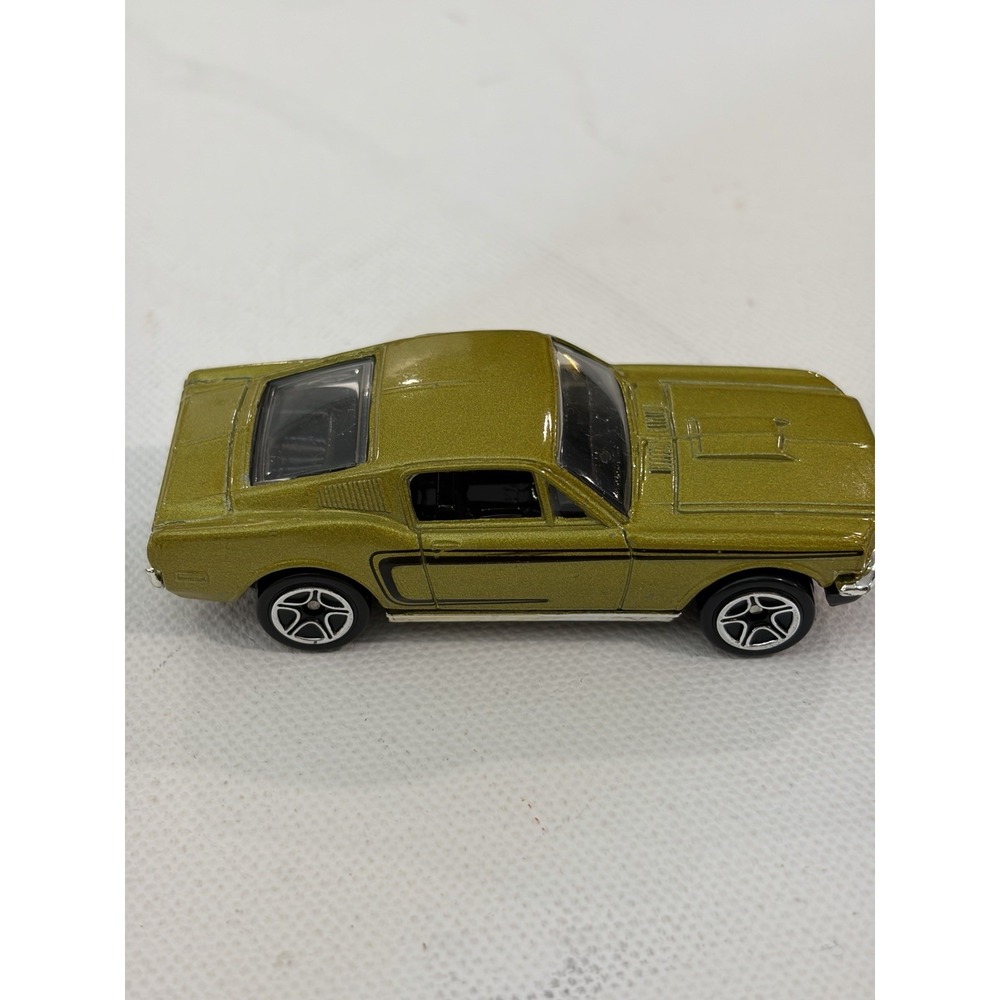 Matchbox 1996 Cars Cars Cars 68 Ford Mustang Cobra Jet Gold Diecast 1:60 2519BJ